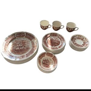 Rustic Brown Dinnerware Set with Handcrafted Texture